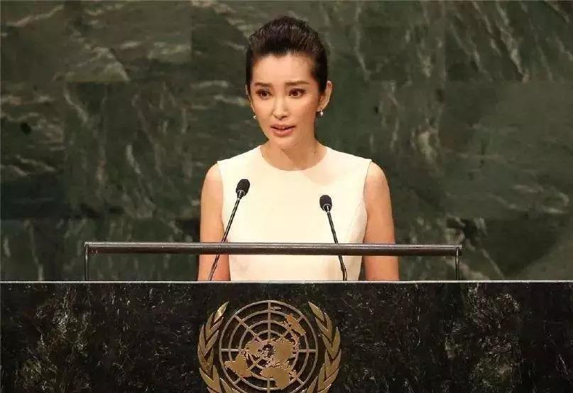 九游娱乐-关于上海海港发布备战花絮；转会期临场应变；法国杯任务艰巨；临场指挥获称赞的信息